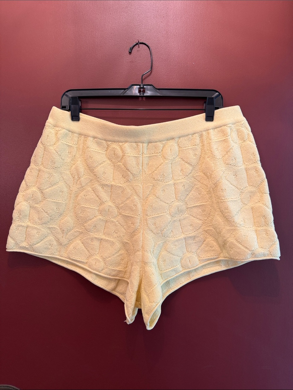 Roller Rabbit x Target Textured Yellow Women's Shorts - Casual Knit High-Rise